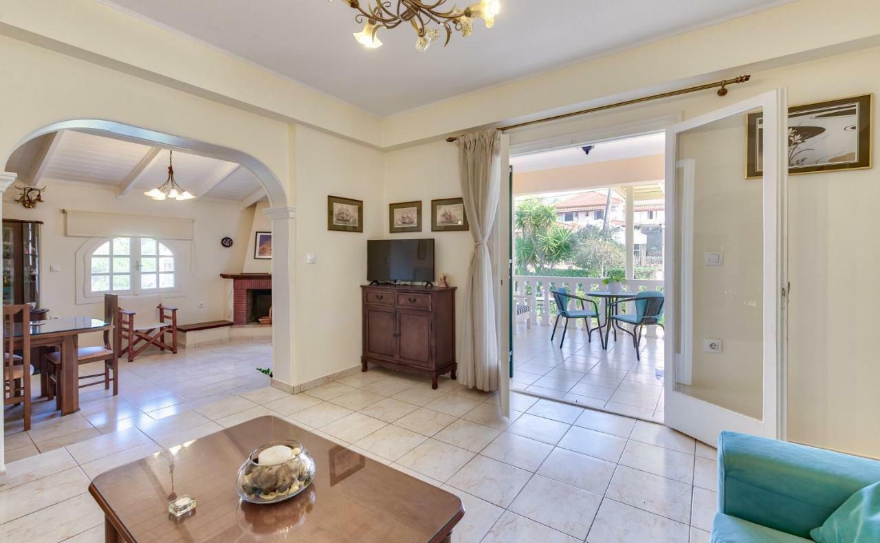 Ina Apartment *